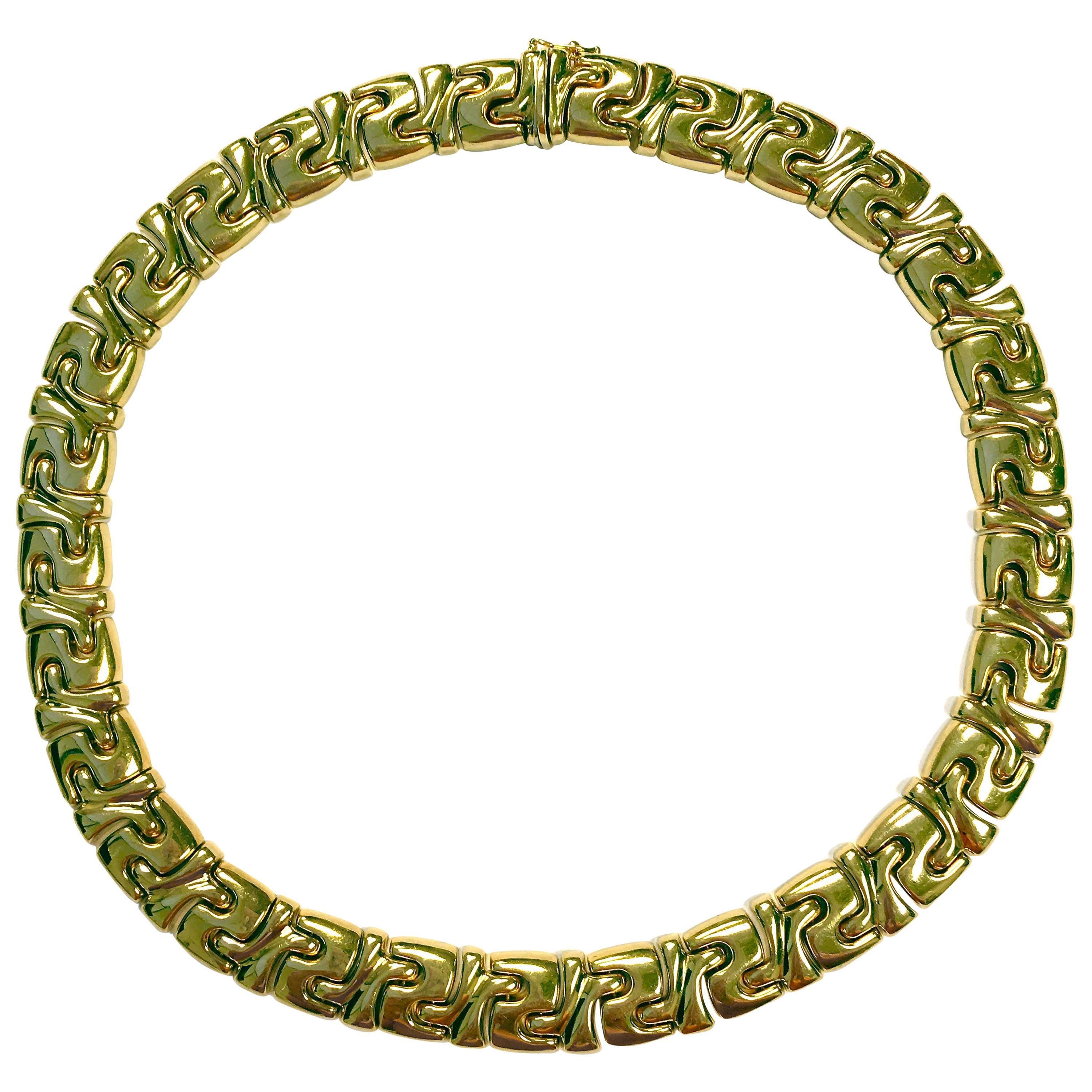 Vintage Italian Yellow Gold Link Collar Necklace For Sale