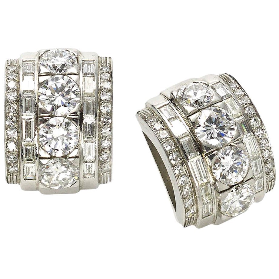 Pendientes Art Déco de diamantes y platino, circa 1940