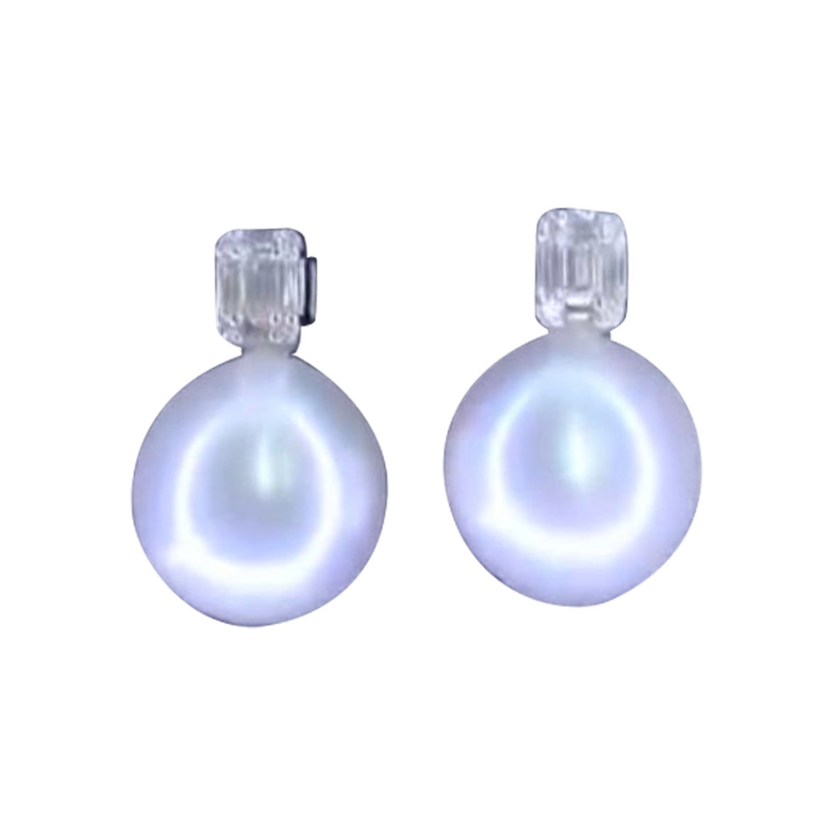 Boucles d'oreilles en or 18 carats avec perles des mers du Sud certifiées GIT