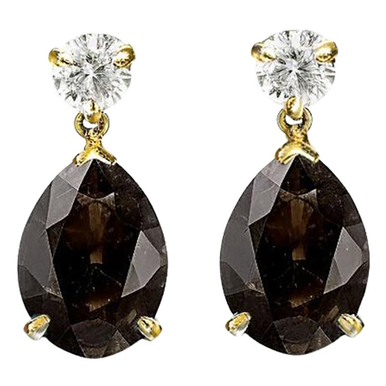 Pendientes de oro amarillo de dieciocho quilates con cuarzos ahumados y diamantes