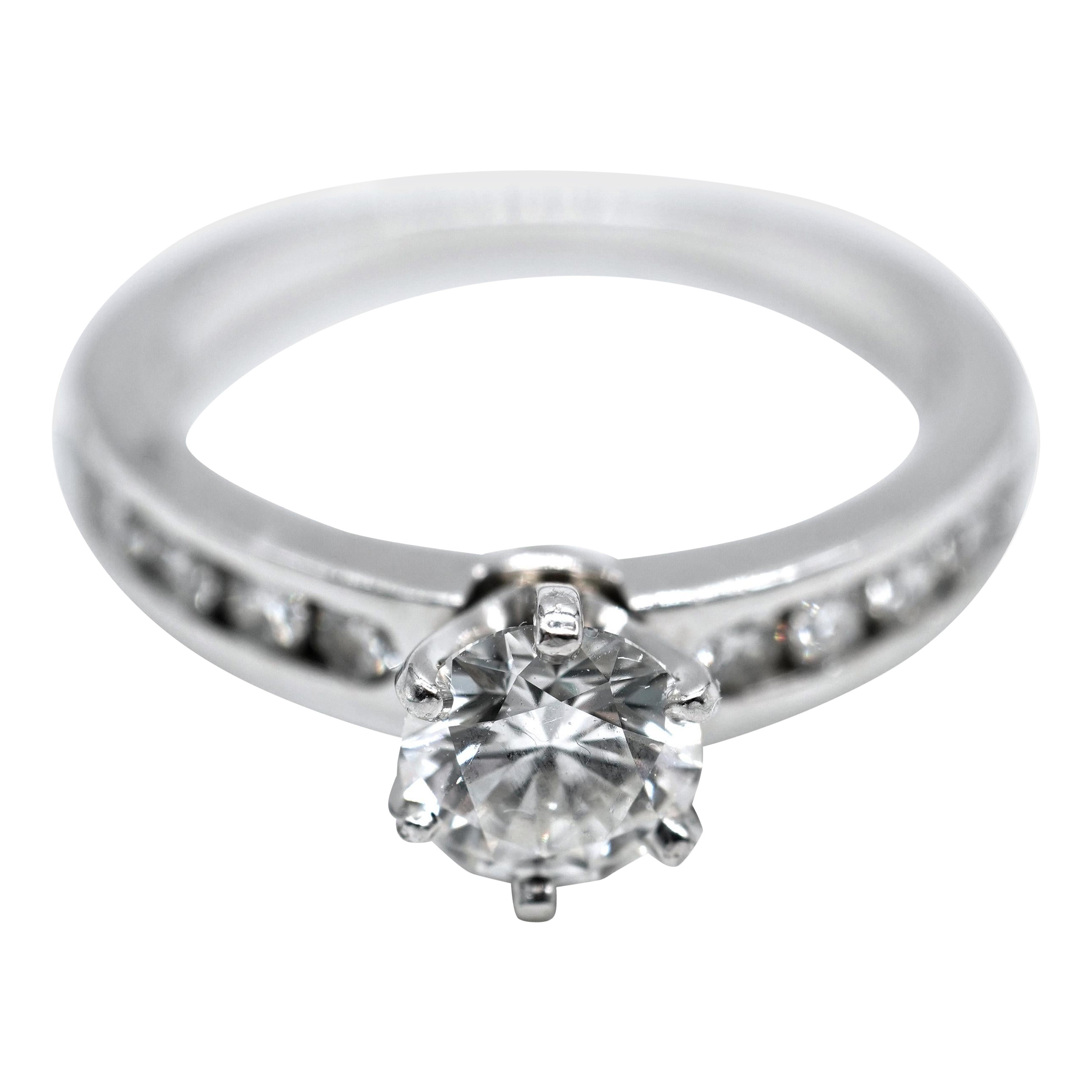 Tiffany & Co. Anillo de compromiso de diamantes en platino G VVS1 1,05 CTW