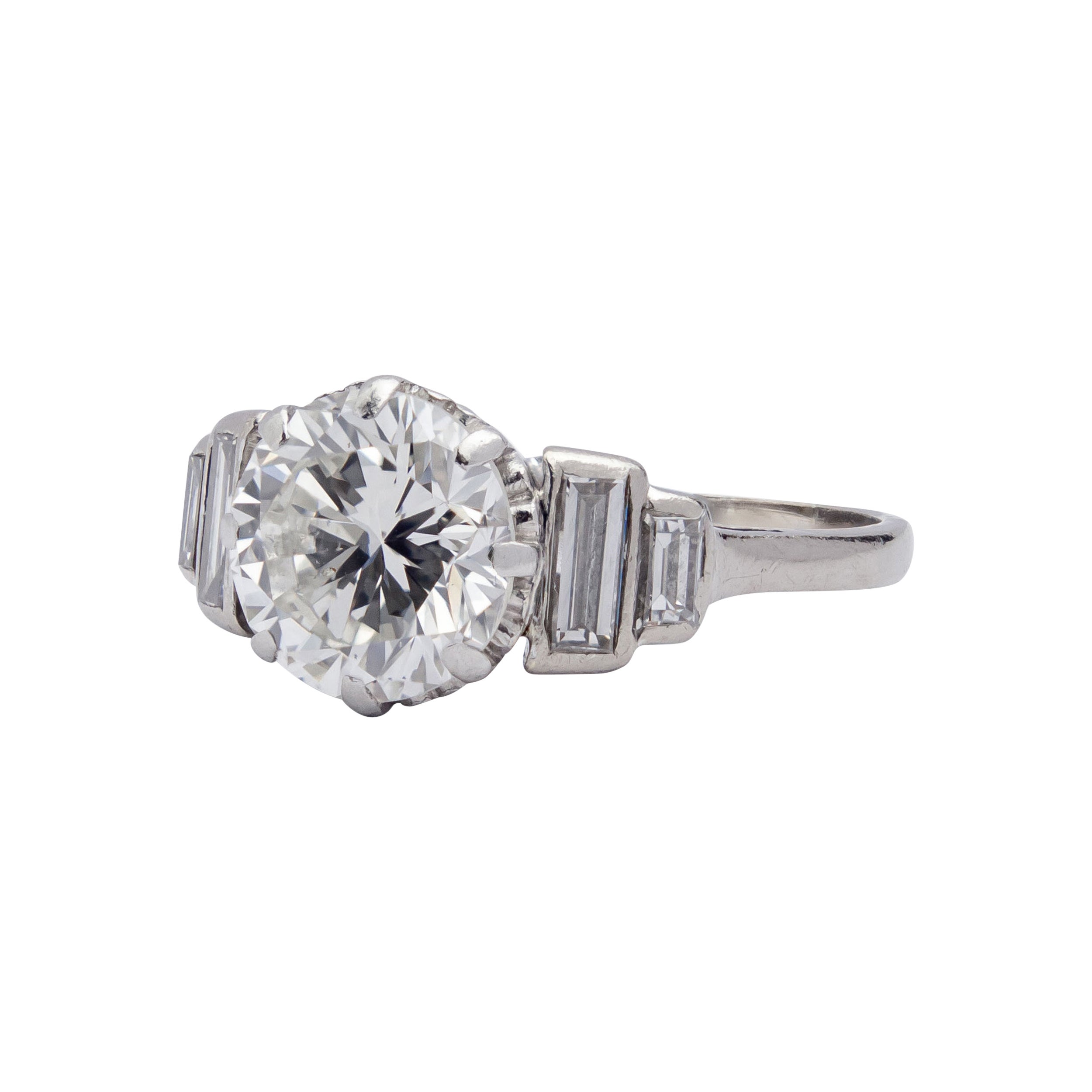 Mid Century 18 Karat White Gold & Diamond Ring