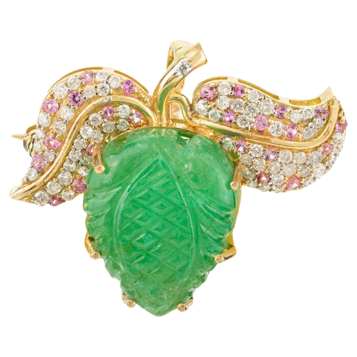 Unisex 8.88 Carat Emerald Diamond Brooch Wedding Gift in 18k Yellow Gold