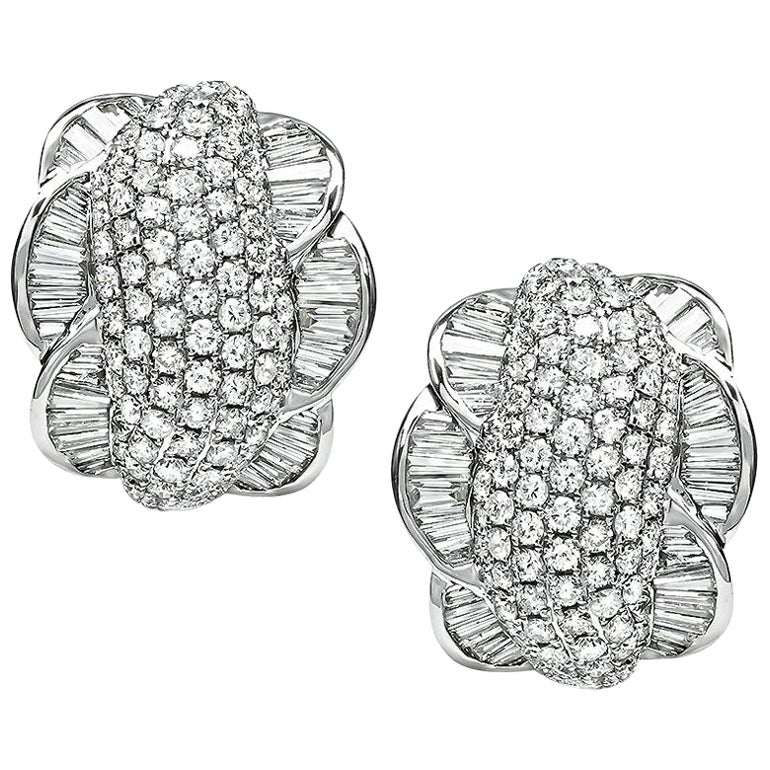 9.00ct Diamond Gold Earrings For Sale