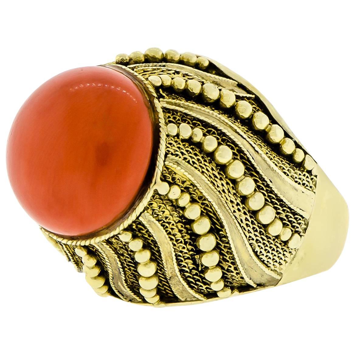 Lady's 14 Karat Yellow Gold and Coral Ring For Sale