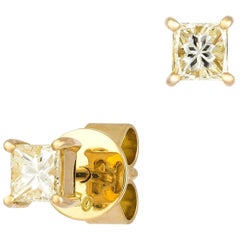 NWT $2, 500 18KT Large Fancy Glittering Yellow Diamond Stud Earrings