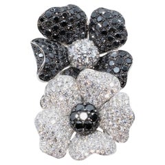 de GRISOGONO Broche Flor Diamante Negro Oro Blanco