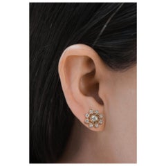 Yellow Gold Diamond Flower 1 ct.