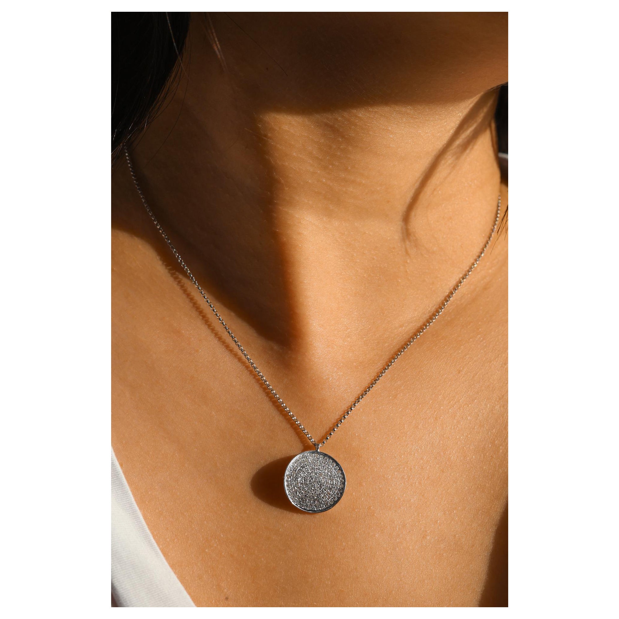 Diamond Circle Pendant 0.69 cts.