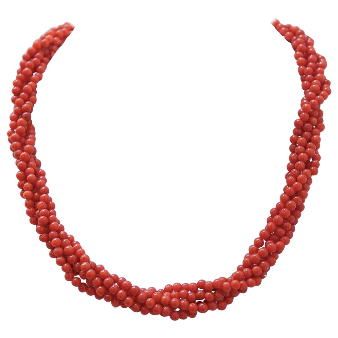 Coral, 18 Karat Yellow Gold Torchon Necklace.