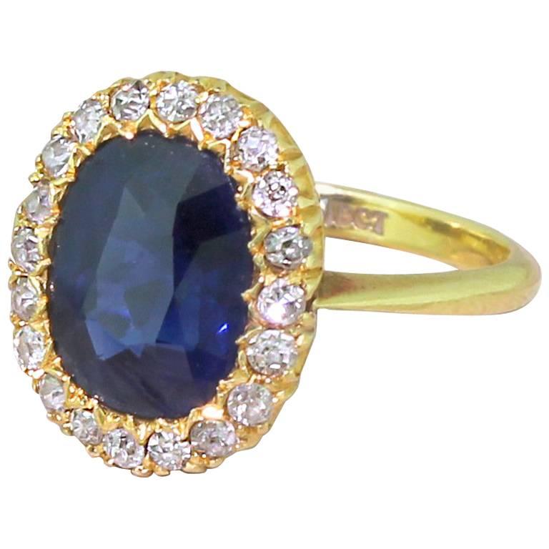 Art Deco 3.70 Carat Natural Unheated Sapphire and Diamond Ring, circa 1945