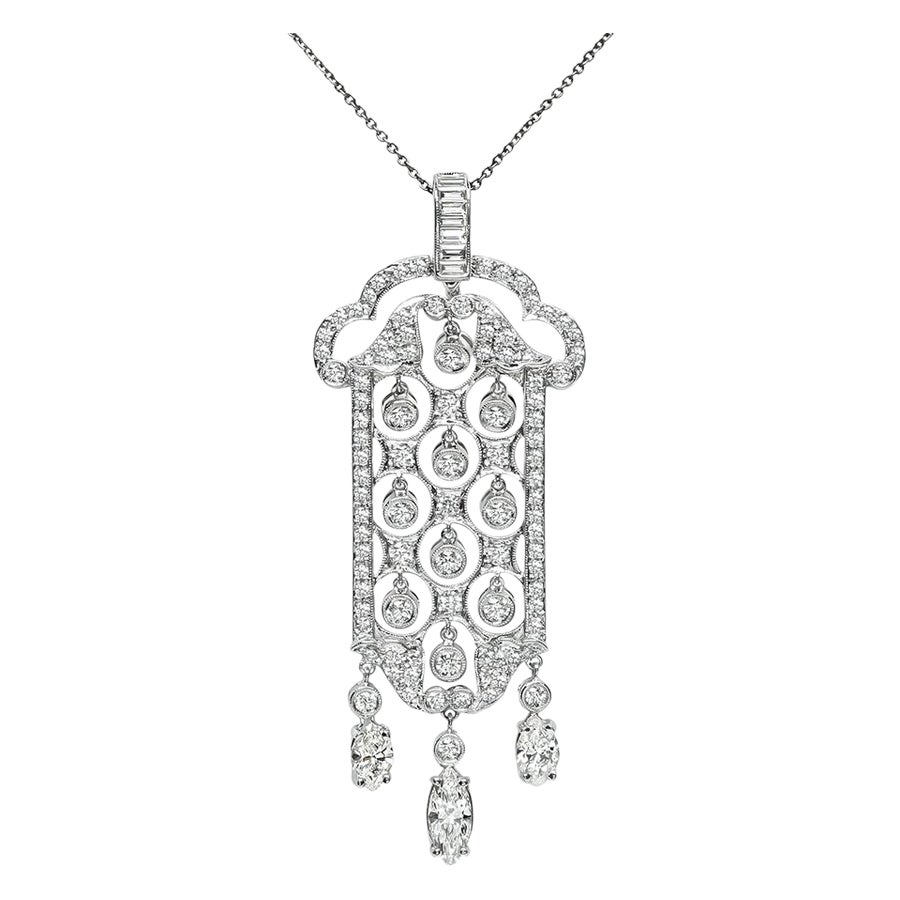 Pendentif en or orné d'un diamant de 3,35cttw en vente