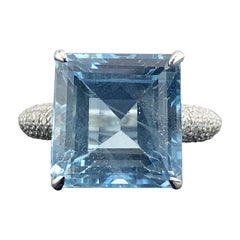 Anillo de Cóctel Solitario de Aguamarina y Diamante de 10,07 Quilates