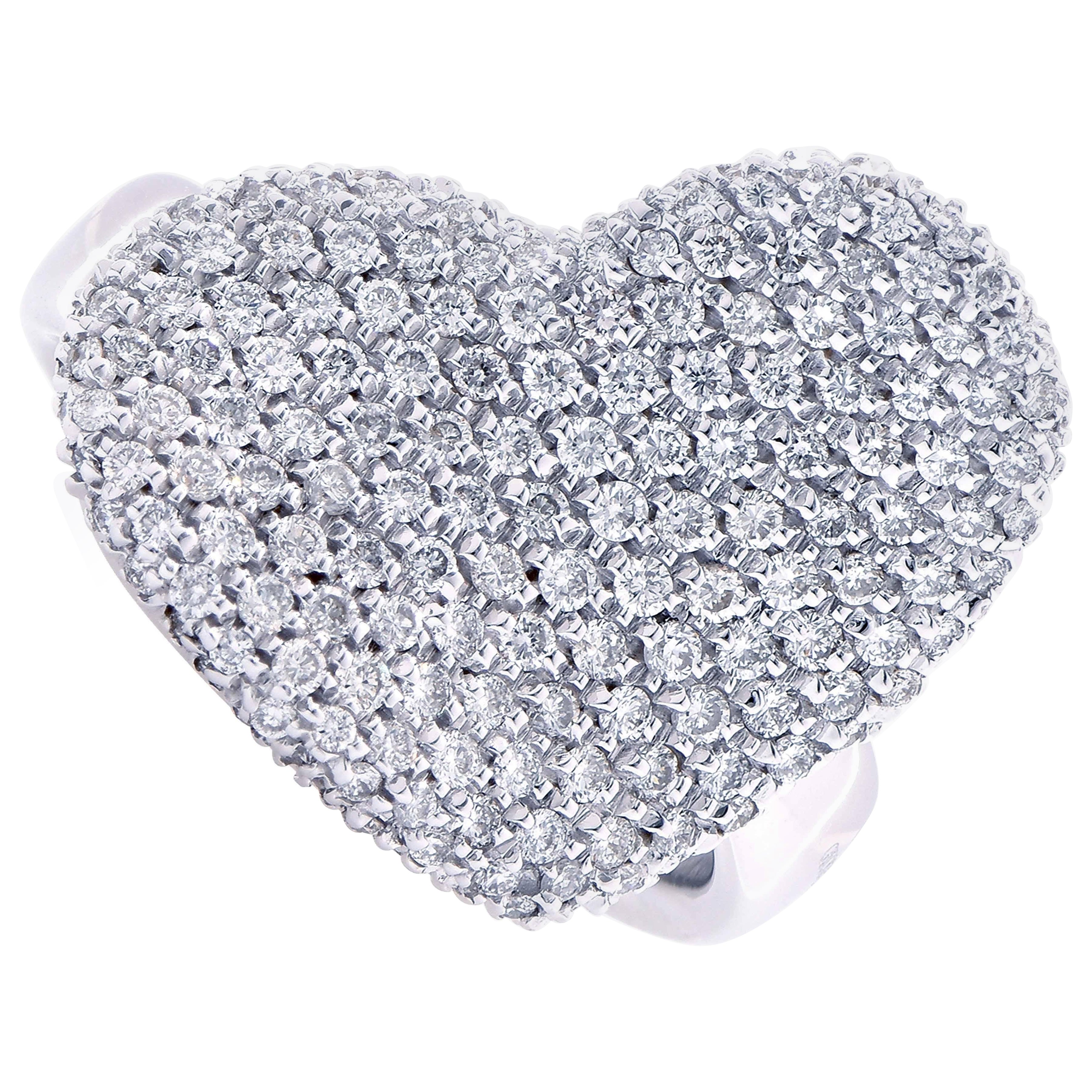 Georgio Visconti 1.10 Carat Diamond Heart Shaped White Gold Ring For Sale