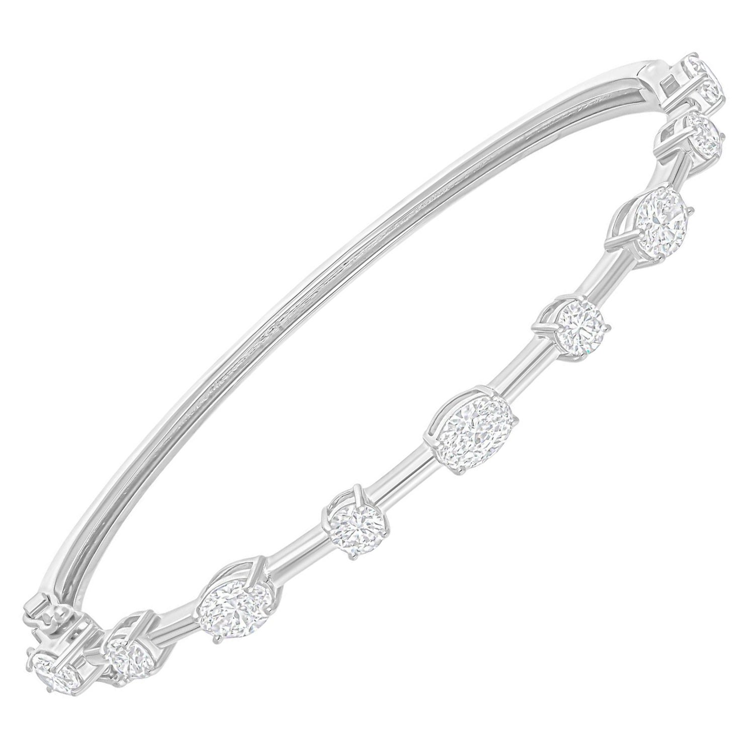 2.88 Carat SI/HI Multi Shape Diamond Sleek Bracelet 14 Karat White Gold Jewelry