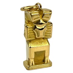 Large French Capricorn Zodiac Starsign 18K Yellow Gold Charm Pendant