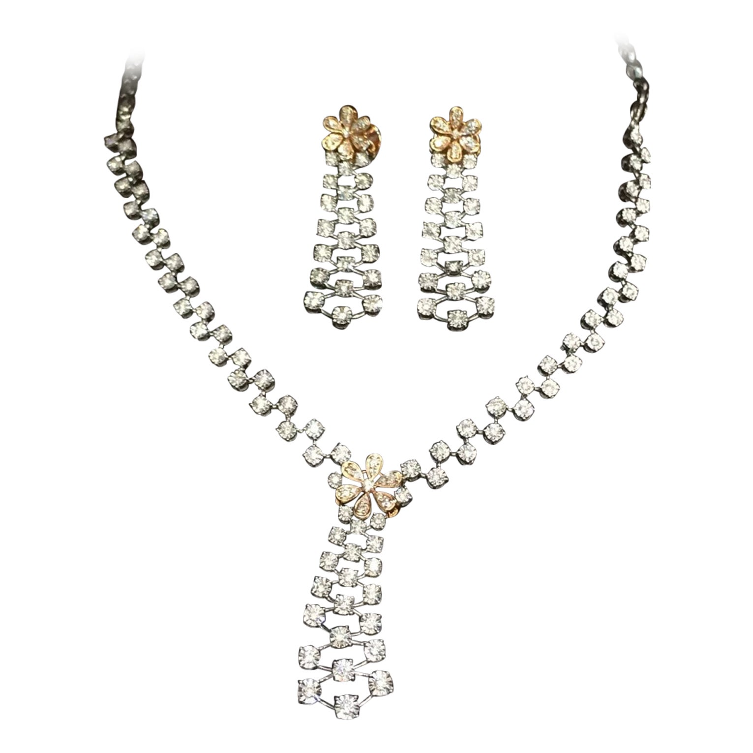 3.52 Quilates Diamantes Naturales Flores Oro Parure