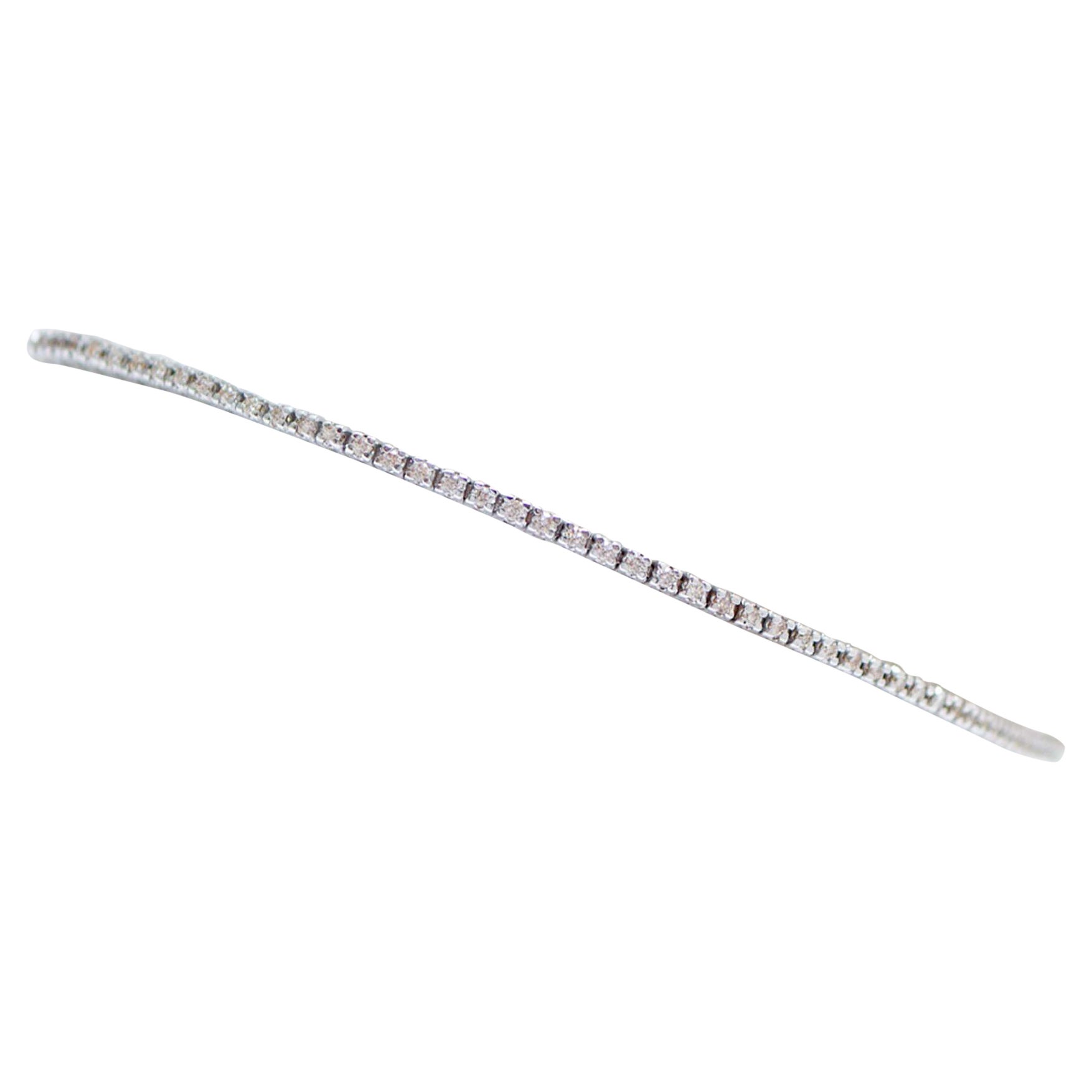 0.73 Carats Diamonds, 14 Karat White Gold Tennis Bracelet. For Sale