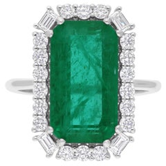 6,26 ct. Zambianischer Smaragd-Cocktailring 0.86 Karat. SI/H Diamant 18 Karat Weißgold