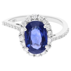 3.36 Carat Oval Blue Sapphire Cocktail Ring 0.6 Ct Diamond 14 Karat White Gold