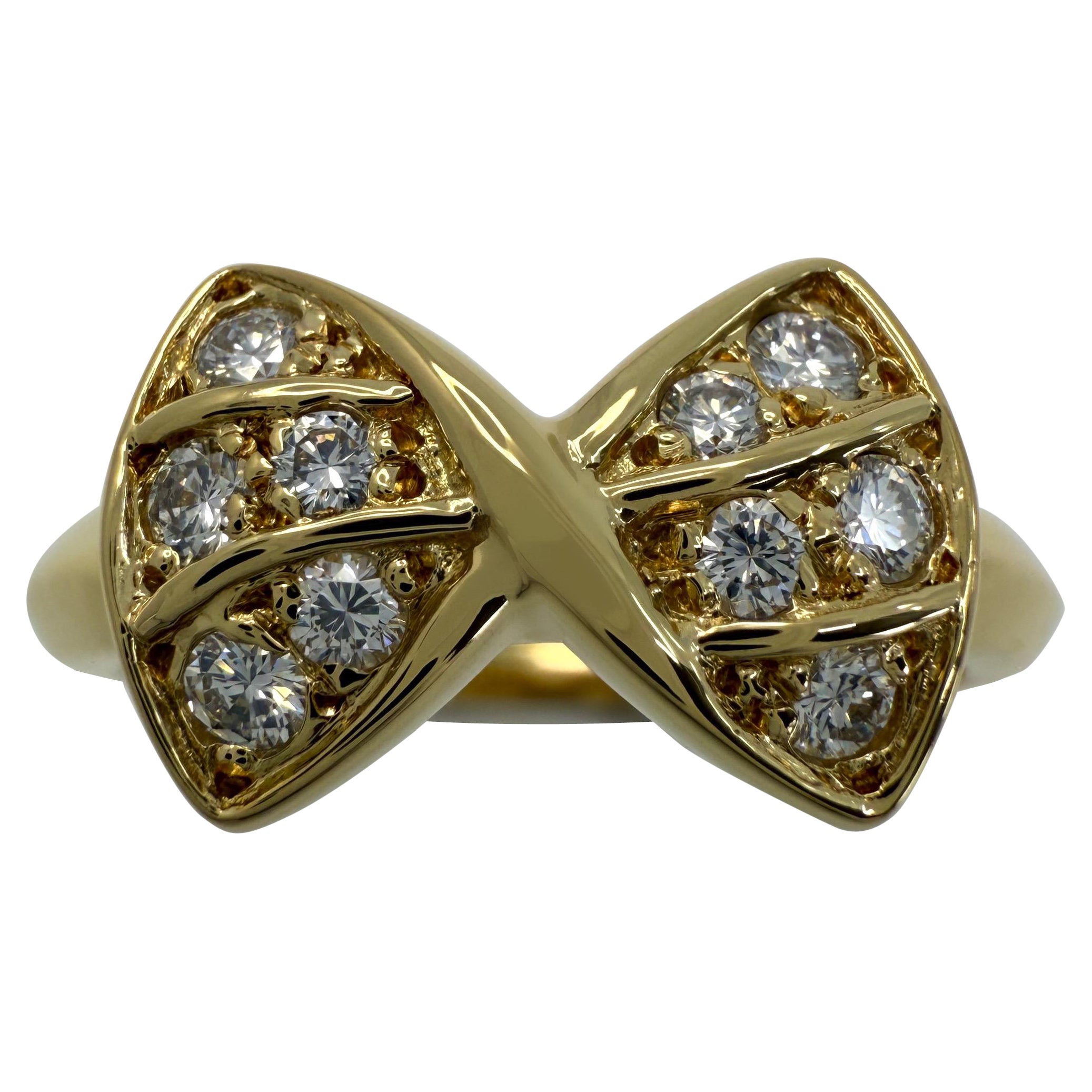 Rare Vintage Van Cleef & Arpels Diamond Crossover Ribbon Bow Yellow Gold Ring