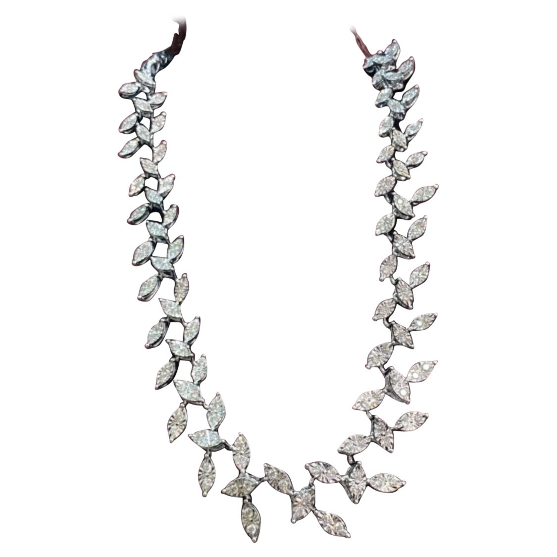 1.50 Carats Natural Diamonds Gold Necklace/ Choker