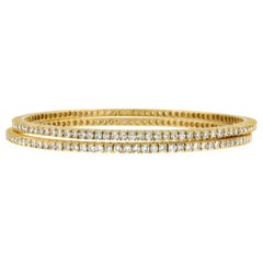 Paire de 2 bracelets en or jaune 18 carats, 5.82ct Round Brilliant Diamond Eternity Bangle