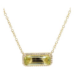 Aguamarina Amarillo Verdoso 2,22 Quilates Colgante Oriente a Occidente Diamantes Oro 14K