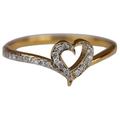 Heart Shaped Band Ring 14k Solid Yellow Gold Natural Pave Diamond Ring For Women