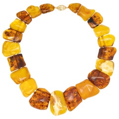 Collar de Cuentas de Ámbar Estilo Cleopatra Cierre de Oro Amarillo de 18 Kilates