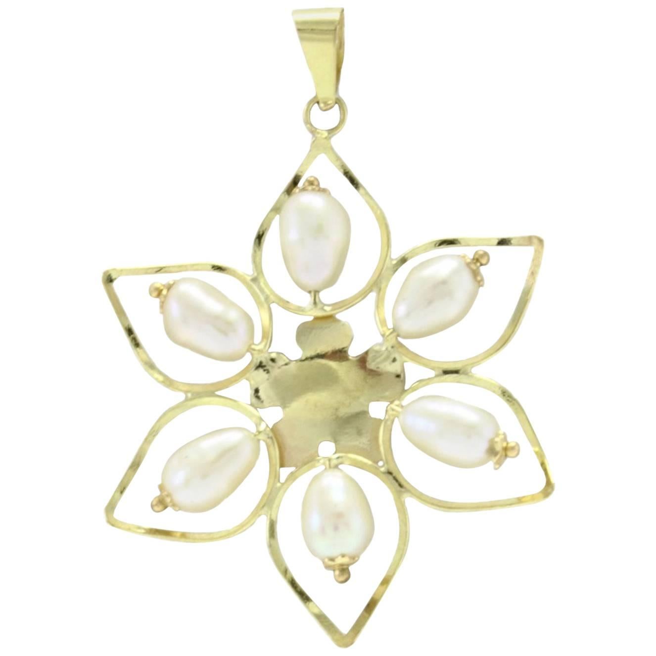 Luise Pearl Yellow Gold Flower Pendant For Sale