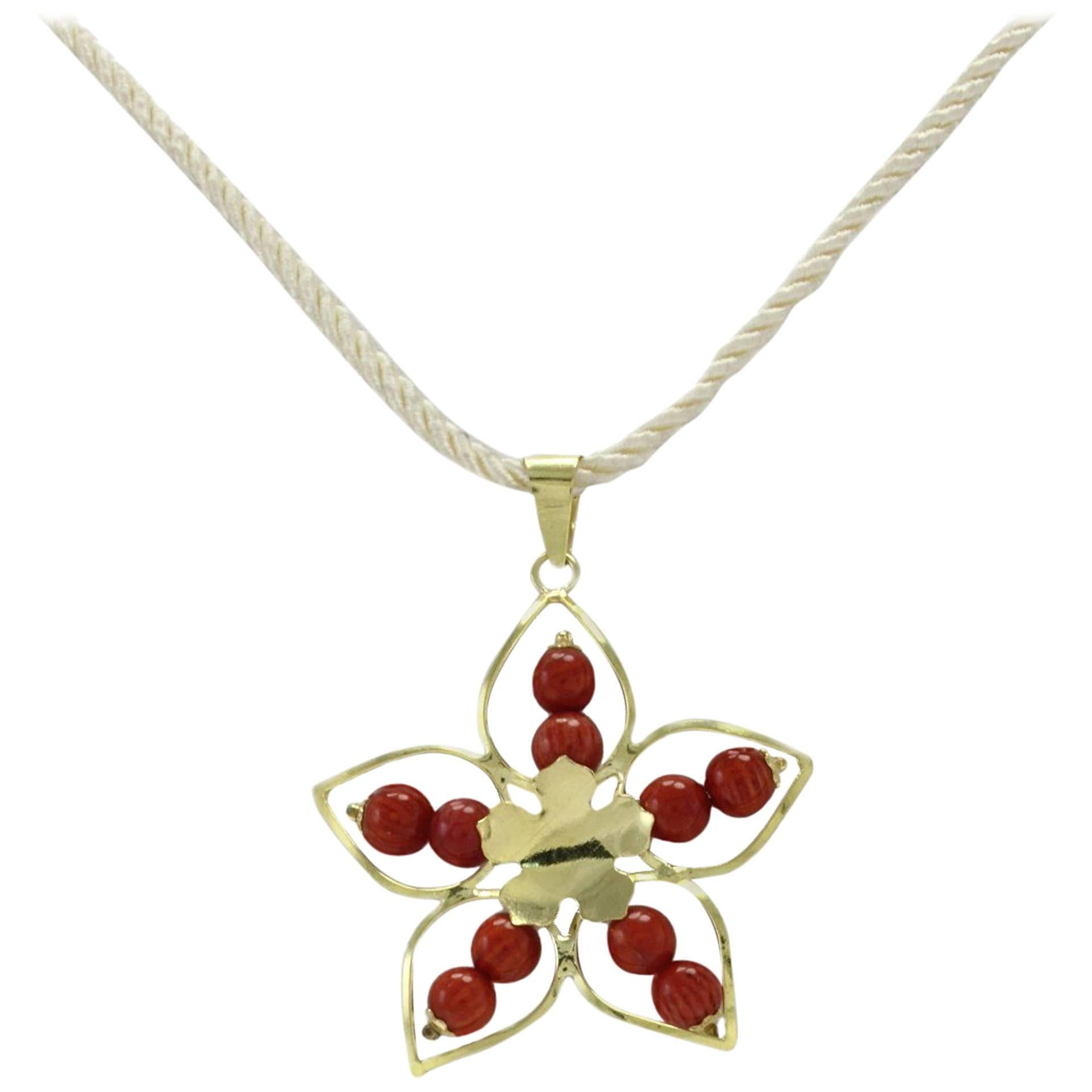 Luise Yellow Gold Star Pendant For Sale