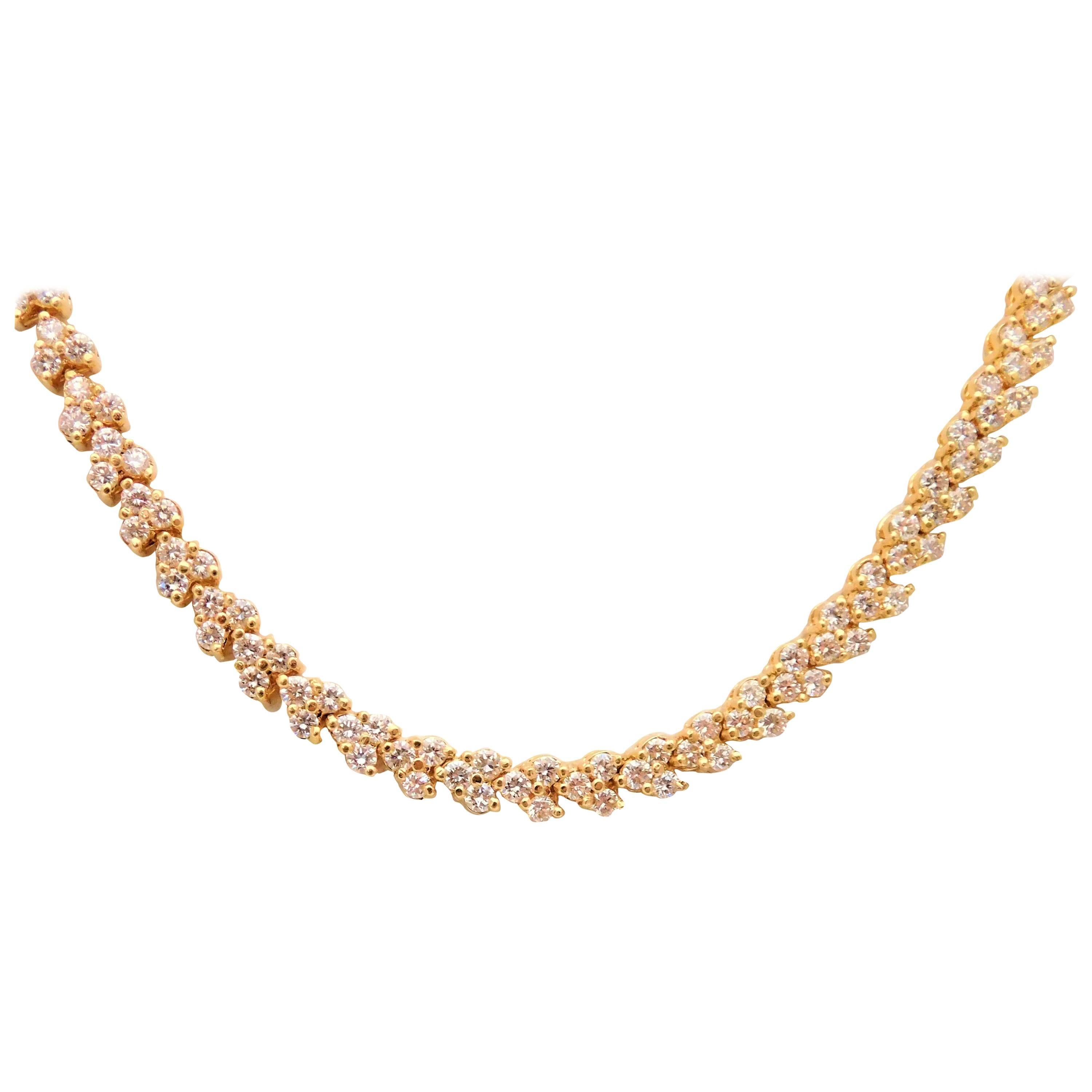 Magnificent Brilliant Diamond yellow Gold Necklace  For Sale