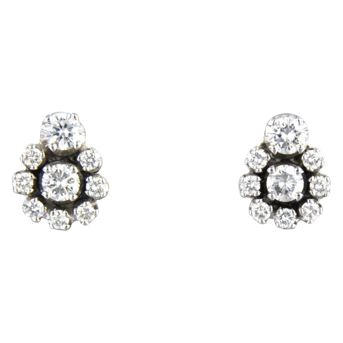 Earrings with brilliant cut diamonds up to 1.30ct - 3.9 grams - 14k white gold