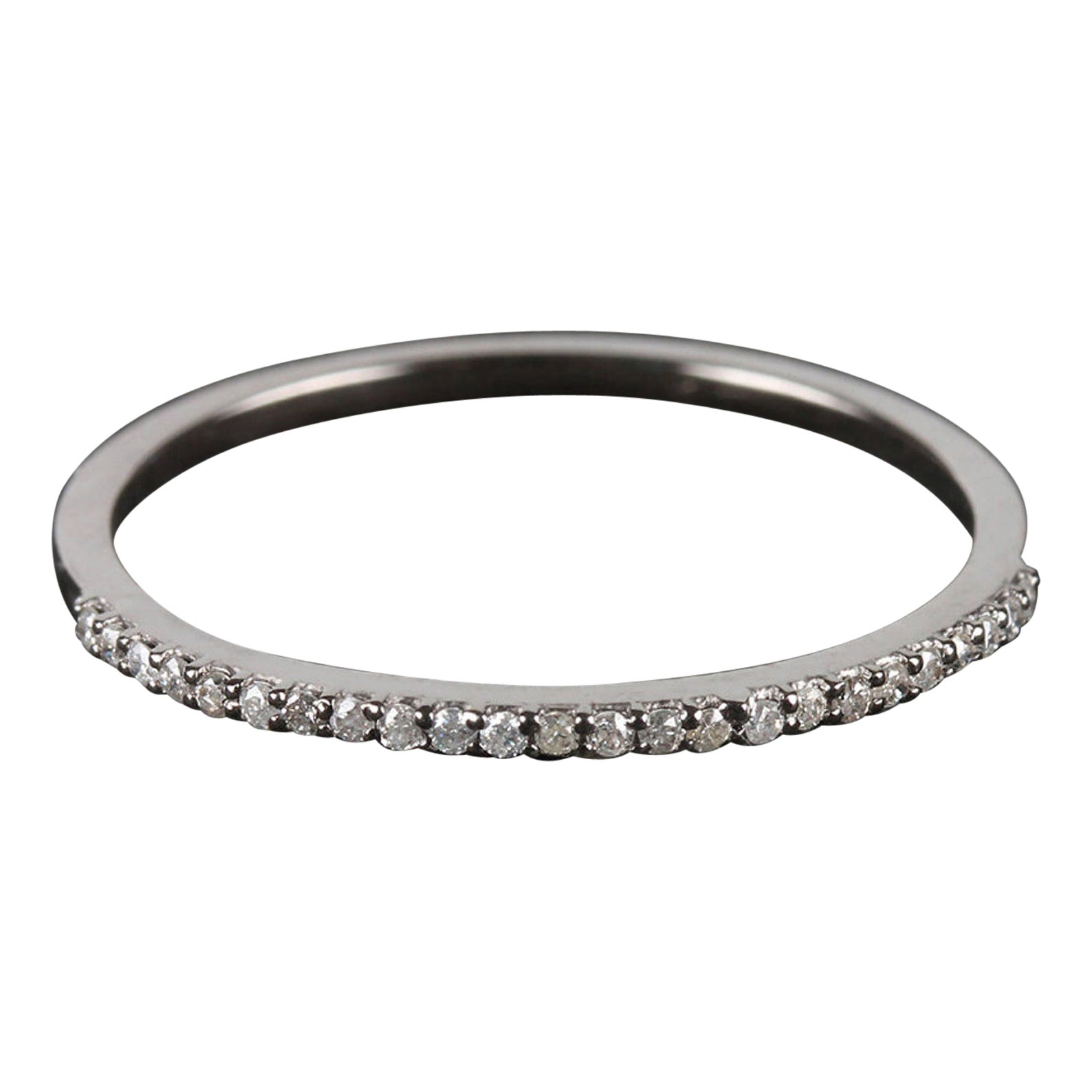 Anillo de oro de 14 quilates con diamante natural pavé Media alianza de boda eterna Bonito regalo.