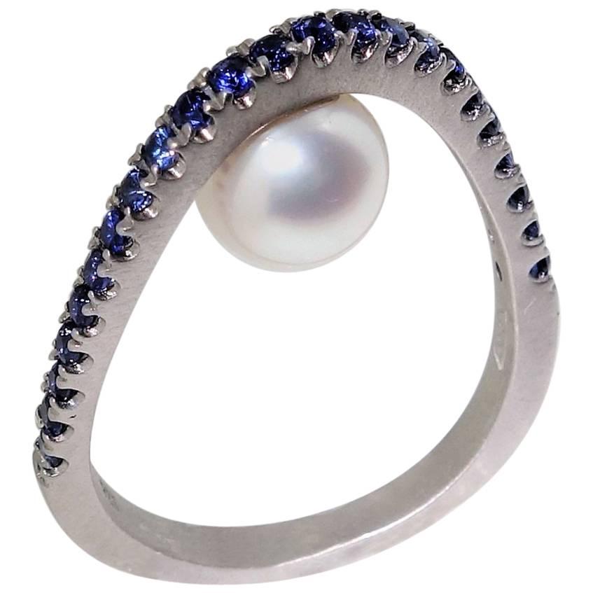 Blue Sapphire and Lucious Pearl Sterling Silver Statement Ring For Sale