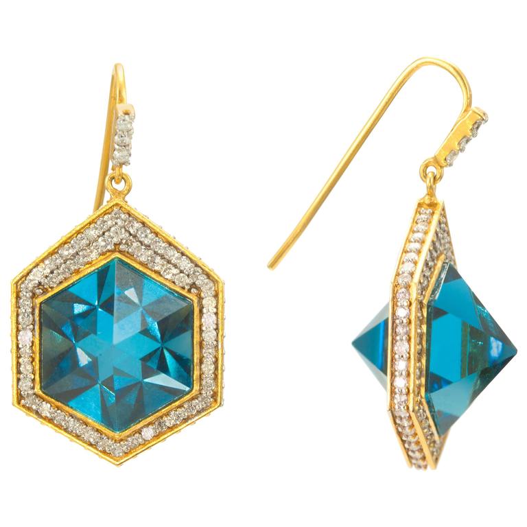 1.41 Carats Diamonds London Blue Topaz Pyramids Gold Statement Earrings For Sale at 1stdibs