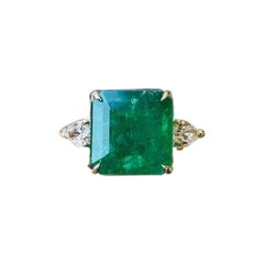 Emilio Jewelry Anillo de esmeralda verde vivo de 7.80 quilates
