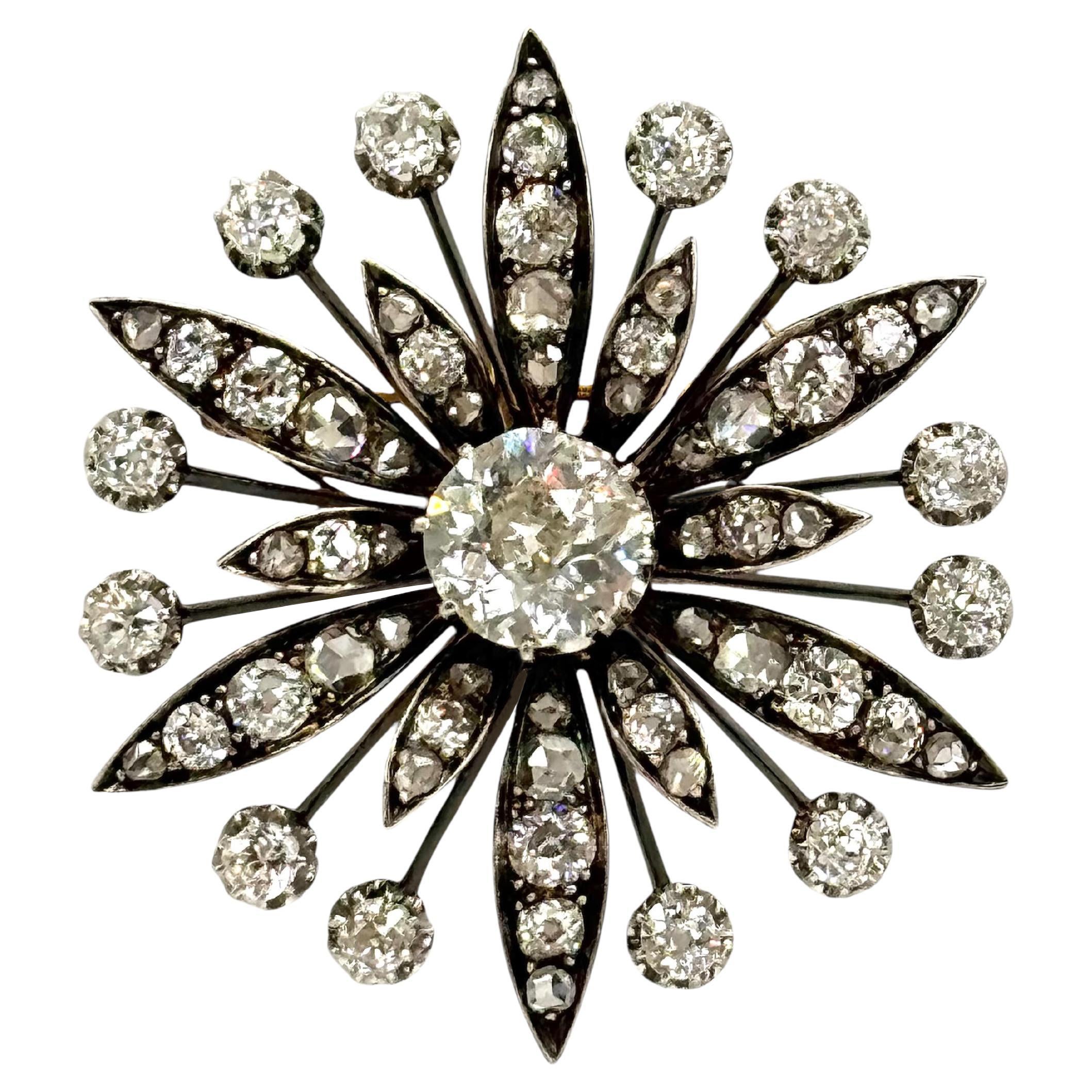 18K White Gold and Silver Victorian Diamond Brooch