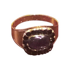 Anneau de deuil 1808 en améthyste 12 carats entouré de jais