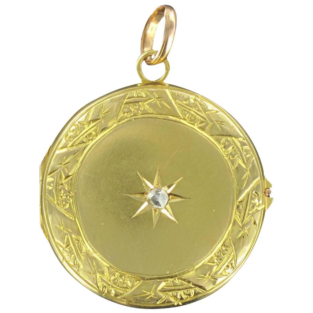 Round Antique  Diamond Gold Medallion