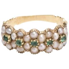 Antique Late Georgian Pearl and Emerald Daisy Quintet Ring