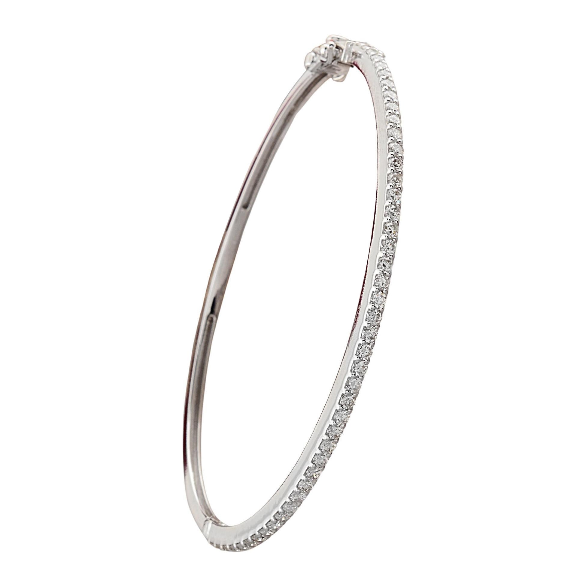 10k Weißgold Natürliche 1.1 Karat. Schlankes Armband mit Diamanten, handgefertigt, feiner Schmuck im Angebot