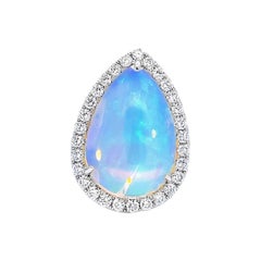 Stunning Opal and Diamond Ring