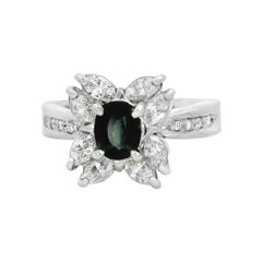 Elegant Floral Design Ring