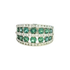 Elegant Green Gemstone Ring