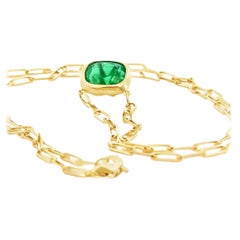 Elegant Green Gemstone Pendant