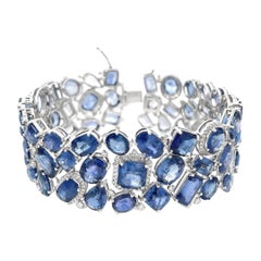 Wunderschönes blaues Edelsteinarmband