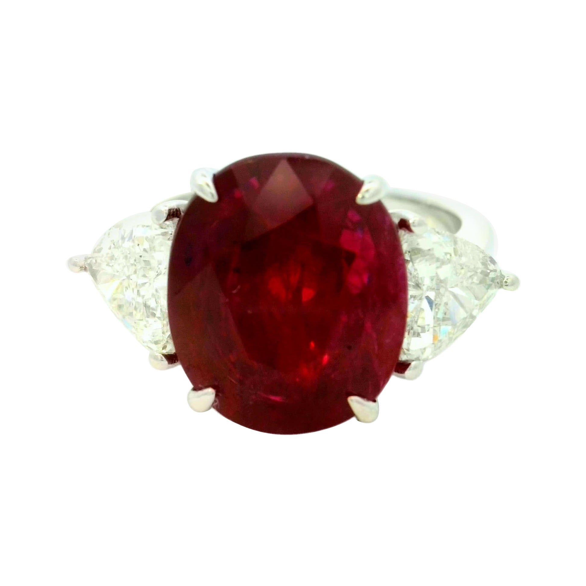 Stunning Ruby and Diamond Ring