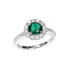 Elegant Emerald and Diamond Ring